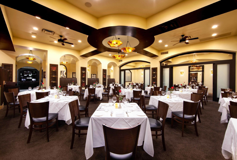 Traditional Italian Food | Reservations | Ferraro's Las Vegas