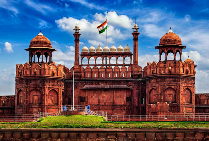 Download wallpapers Red Fort, 4k, indian landmarks, Delhi, Asia, India  besthqwallpapers.com | Red fort, Monument in india, Delhi red fort