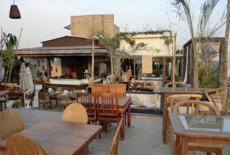 Romantic Ambience | Rooftop | Lake View | Good Food - Reviews, Photos -  Amour - Tripadvisor