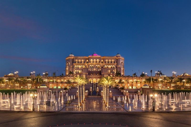Top 14 Luxury Hotels in Abu Dhabi
