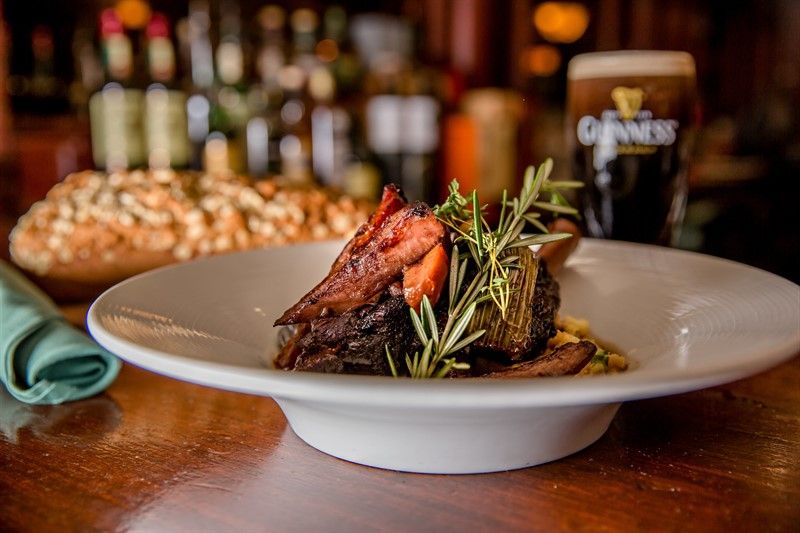 9 Best Irish Pubs In Vancouver