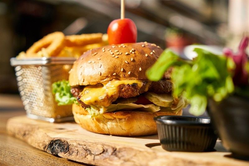 6 Coolest Fast Food Joints in Riyadh