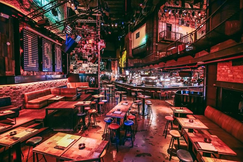 Top 5 Bars To Visit In Abu Dhabi