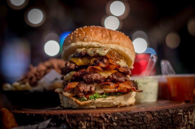 7 Best Burger Shops In Colombo