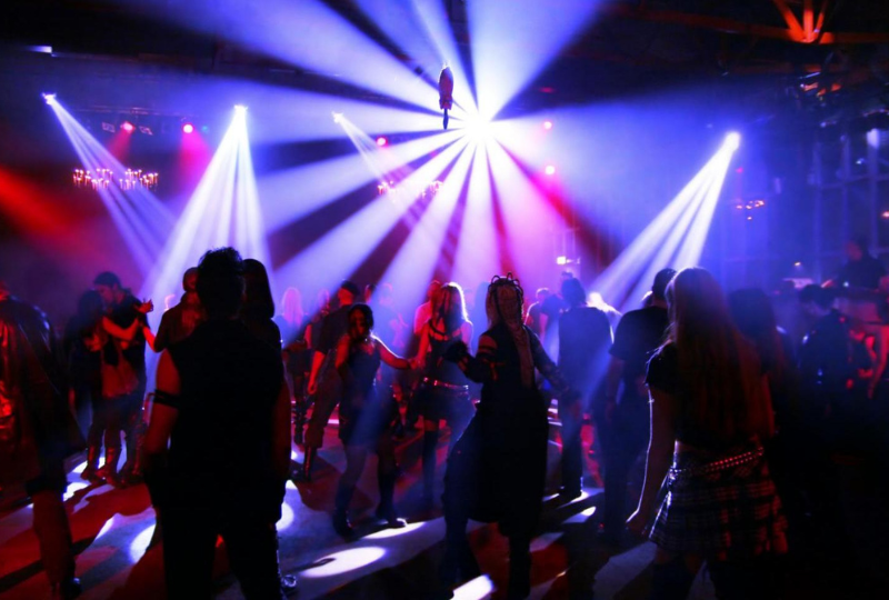 29 Amazing Places To Light Up You Nightlife in Colombo